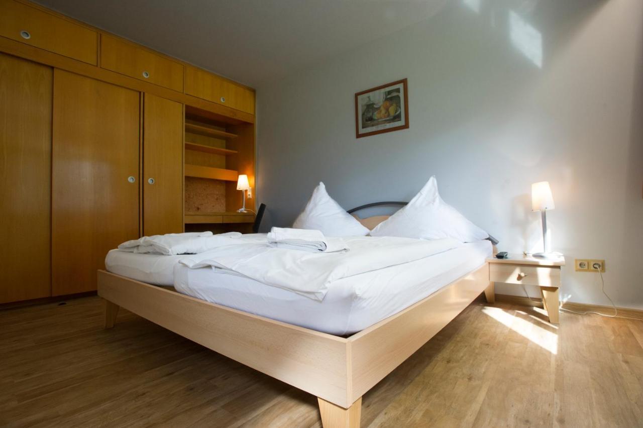 Euro Inn - Hotel Lahr  Bagian luar foto